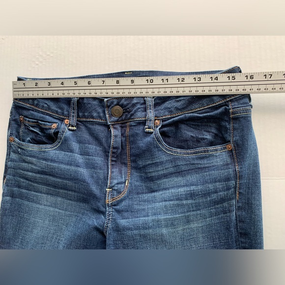 American Eagle Outfitters Woman's Jeans Size 12 Straight Super Stretch - Picture 10 of 16